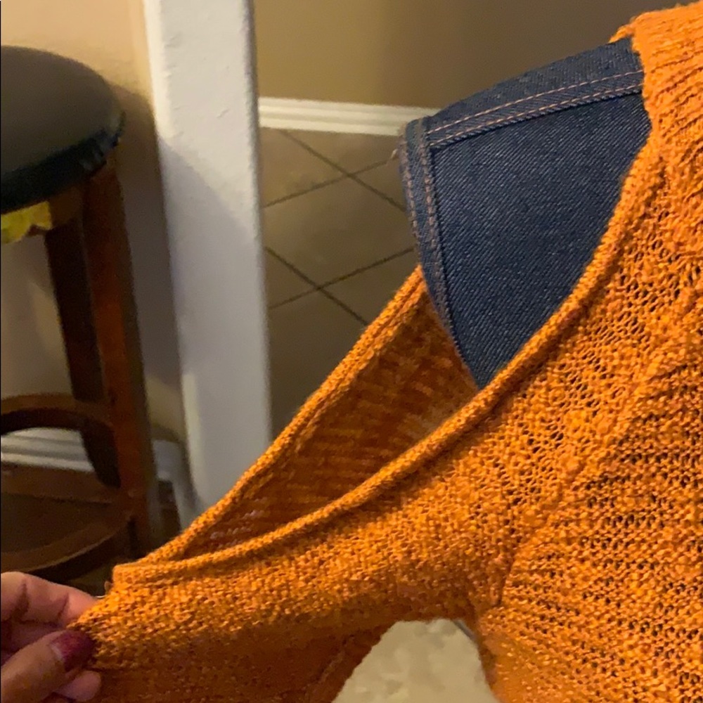 Autumn Color Sweater Revealing Sexy Shoulders - Picture 2 of 4